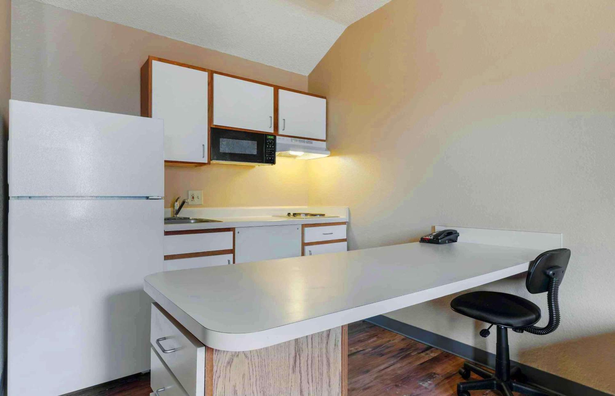 Extended Stay America Select Suites - Orlando - Lake Mary - 1040 Greenwood Blvd Exteriér fotografie