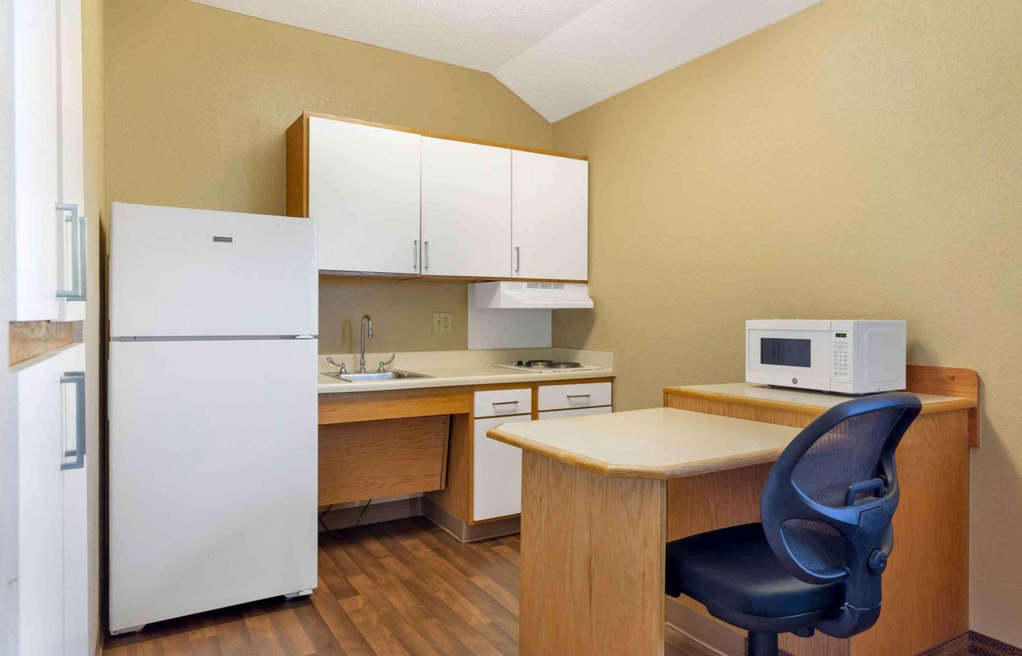 Extended Stay America Select Suites - Orlando - Lake Mary - 1040 Greenwood Blvd Exteriér fotografie